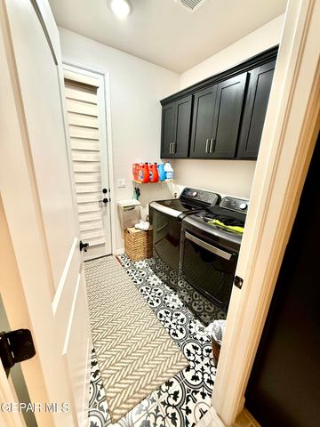 2413 TONY HARPER Street, El Paso, TX 79938