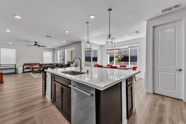 3324 Crooked Bed Way, Folsom, CA 95630