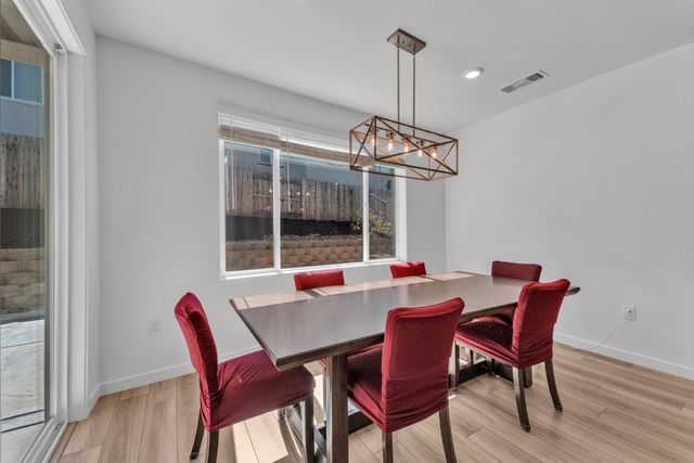 3324 Crooked Bed Way, Folsom, CA 95630