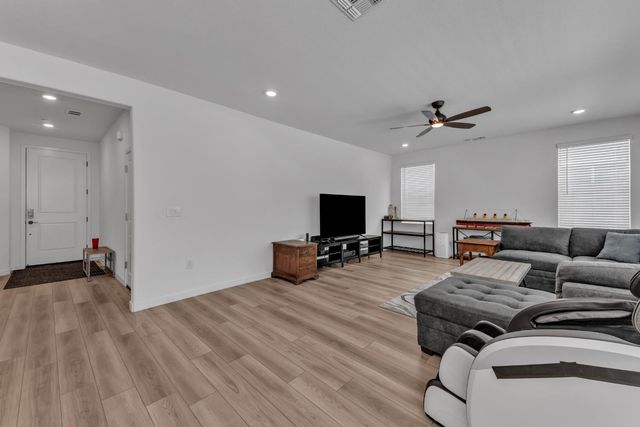3324 Crooked Bed Way, Folsom, CA 95630