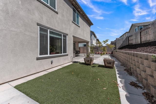 3324 Crooked Bed Way, Folsom, CA 95630