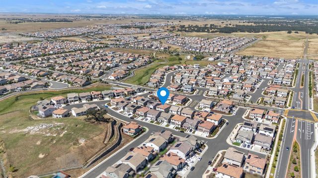 3324 Crooked Bed Way, Folsom, CA 95630