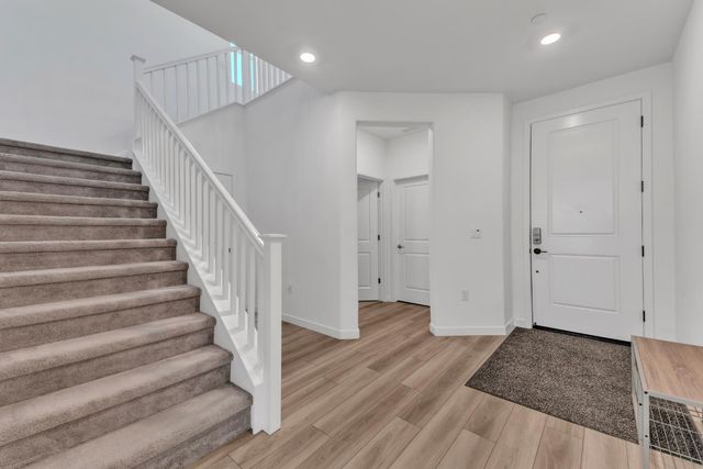 3324 Crooked Bed Way, Folsom, CA 95630
