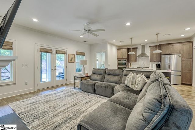 443 Brunswick Lane, Inman, SC 29349