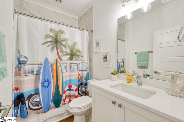 443 Brunswick Lane, Inman, SC 29349