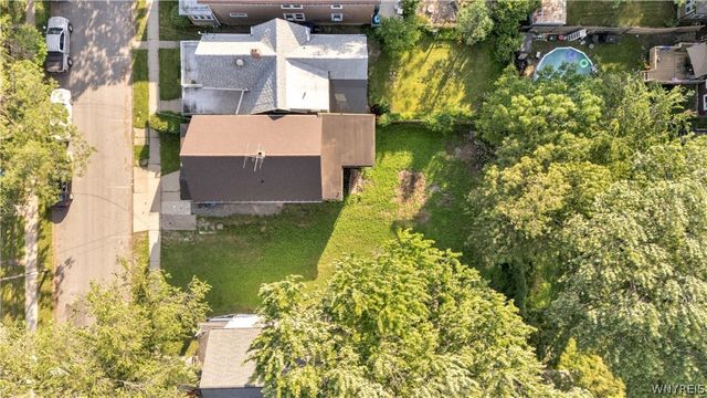 132 Royal Avenue, Buffalo, NY 14207