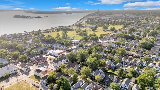 132 Royal Avenue, Buffalo, NY 14207