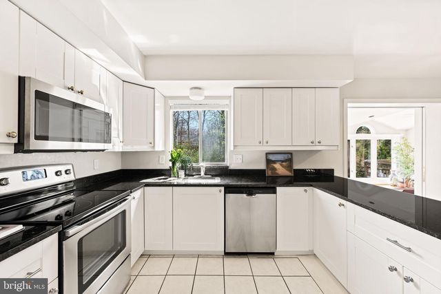 3705 TEMPLETON PL, Alexandria, VA 22304