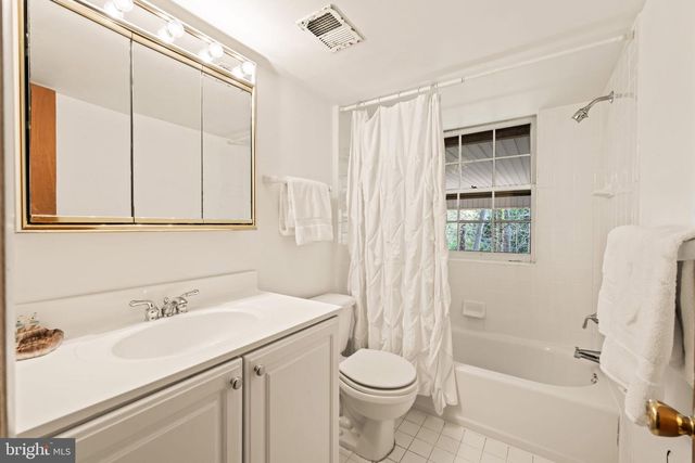 3705 TEMPLETON PL, Alexandria, VA 22304