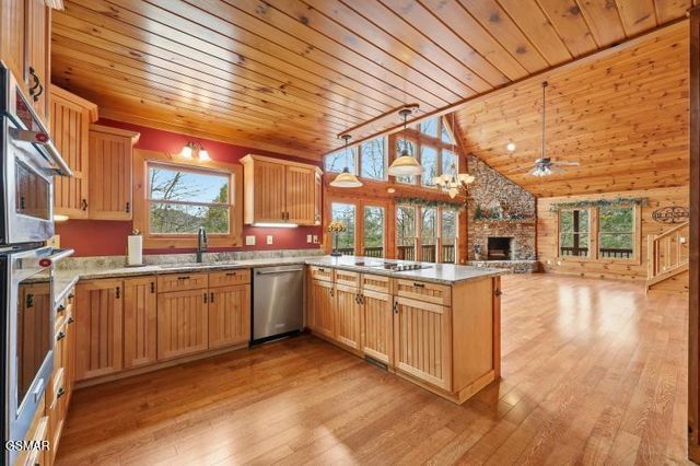 4120 Burning Tree Lane, Sevierville, TN 37862