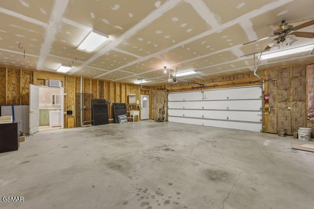 4120 Burning Tree Lane, Sevierville, TN 37862