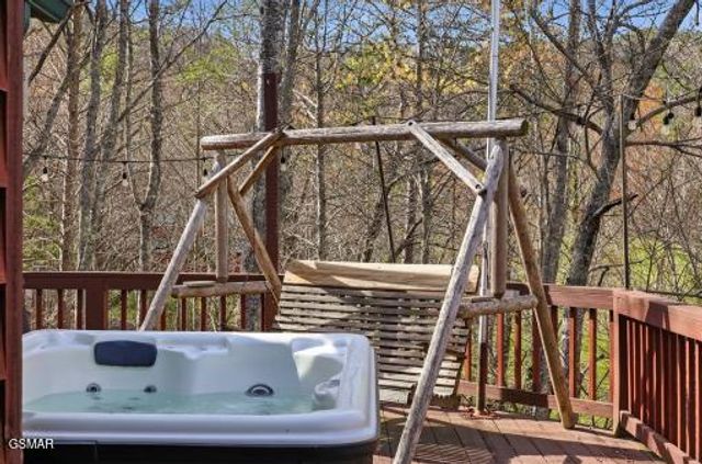 4120 Burning Tree Lane, Sevierville, TN 37862