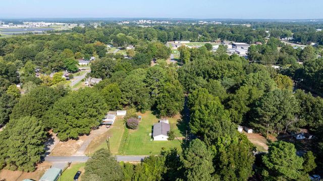 402 W Barnett Street, Kensett, AR 72082