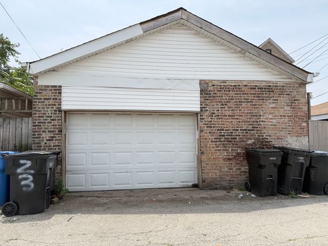 2332 W 24th Place, Chicago, IL 60608
