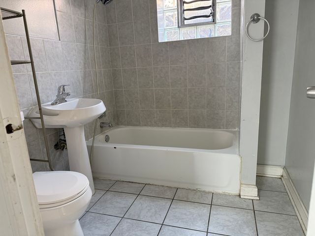 2332 W 24th Place, Chicago, IL 60608