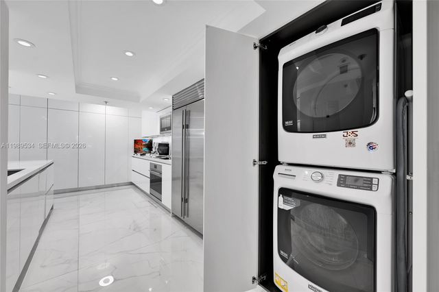 10175 Collins Ave 806, Bal Harbour, FL 33154