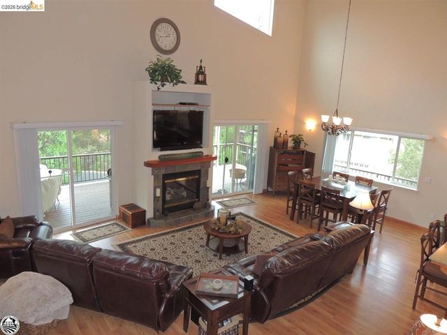 12046 Breckenridge, Groveland, CA 95321