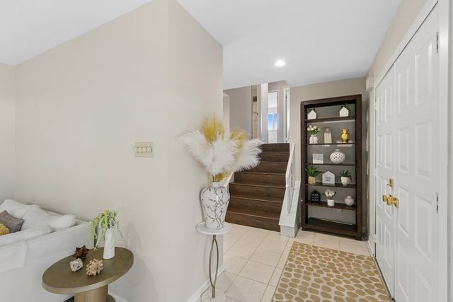 726 E 194th Street, Glenwood, IL 60425