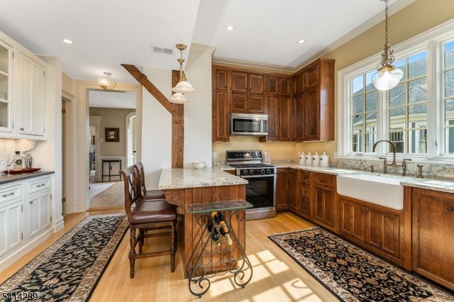 68 W Main St, Clinton Town, NJ 08809