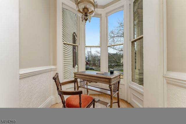 68 W Main St, Clinton Town, NJ 08809