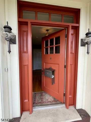 68 W Main St, Clinton Town, NJ 08809