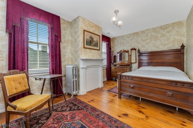 68 W Main St, Clinton Town, NJ 08809