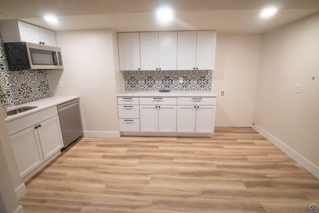 410 Turner Rd, Emporia, KS 66801