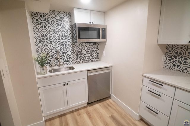 410 Turner Rd, Emporia, KS 66801