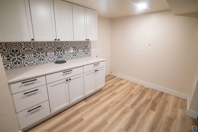 410 Turner Rd, Emporia, KS 66801