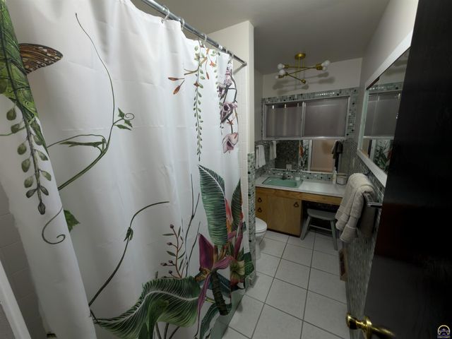 410 Turner Rd, Emporia, KS 66801