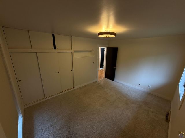 410 Turner Rd, Emporia, KS 66801