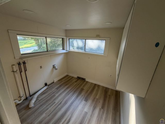 410 Turner Rd, Emporia, KS 66801