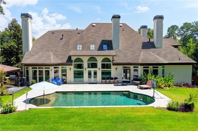 3154 Saint Ives Country Club Parkway, Johns Creek, GA 30097
