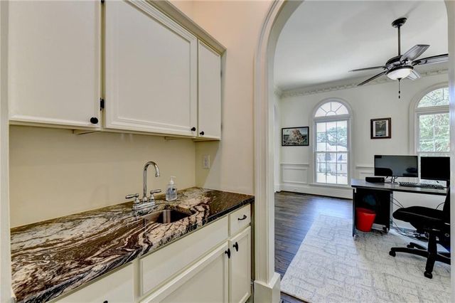 3154 Saint Ives Country Club Parkway, Johns Creek, GA 30097