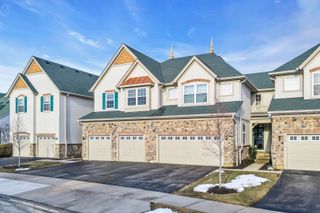 414 Bay Tree Circle, Vernon Hills, IL 60061