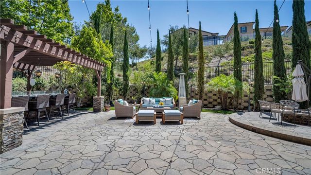11 Cielo Arroyo, Mission Viejo, CA 92692