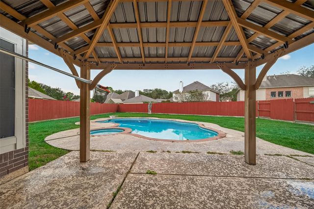 3804 Dunlavy Drive, Pearland, TX 77581