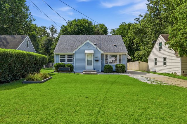 505 E Holcomb Avenue, Des Moines, IA 50313