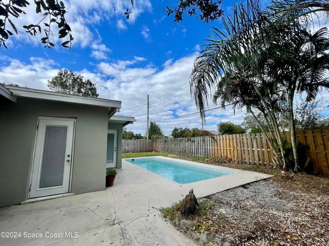 2684 Pepper Avenue, Melbourne, FL 32935