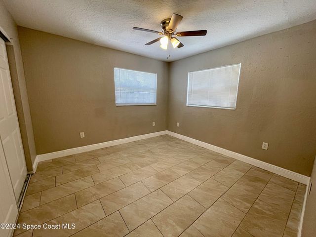 2684 Pepper Avenue, Melbourne, FL 32935