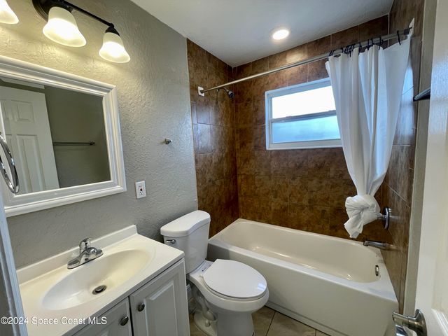 2684 Pepper Avenue, Melbourne, FL 32935