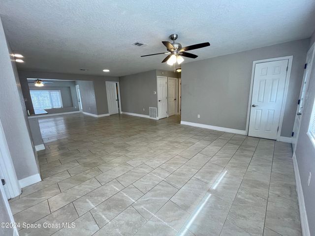 2684 Pepper Avenue, Melbourne, FL 32935