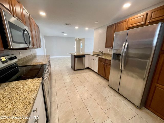 2684 Pepper Avenue, Melbourne, FL 32935