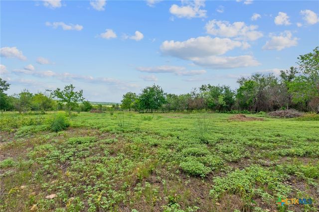 1633 Boggy Creek Road, Lockhart, TX 78644