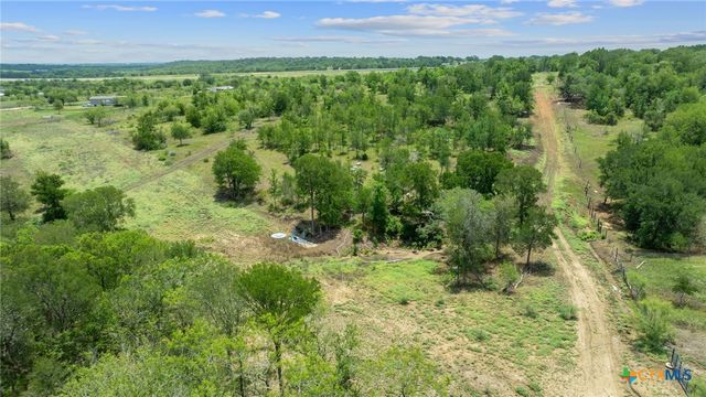 1633 Boggy Creek Road, Lockhart, TX 78644