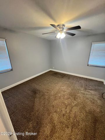 2212 Gerald Ct, Louisville, KY 40218