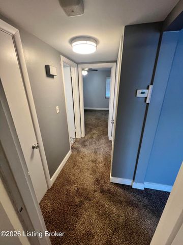 2212 Gerald Ct, Louisville, KY 40218