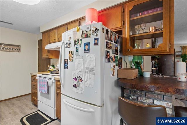 1519 6th St NW, Salem, OR 97304