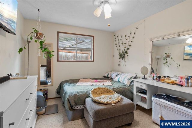 1519 6th St NW, Salem, OR 97304