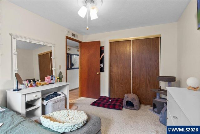 1519 6th St NW, Salem, OR 97304